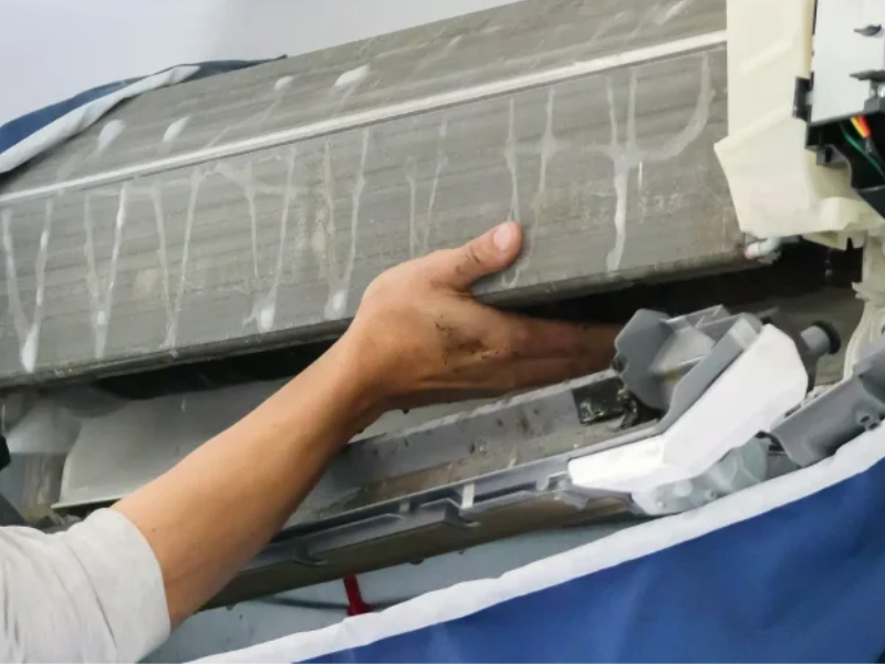 AC Repair Services in Dubai